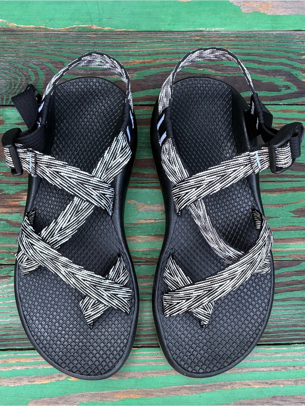 Chaco Z/2 Classic Sandals Black/white  Womens Sz 7 Beach Hiking ActiveWear